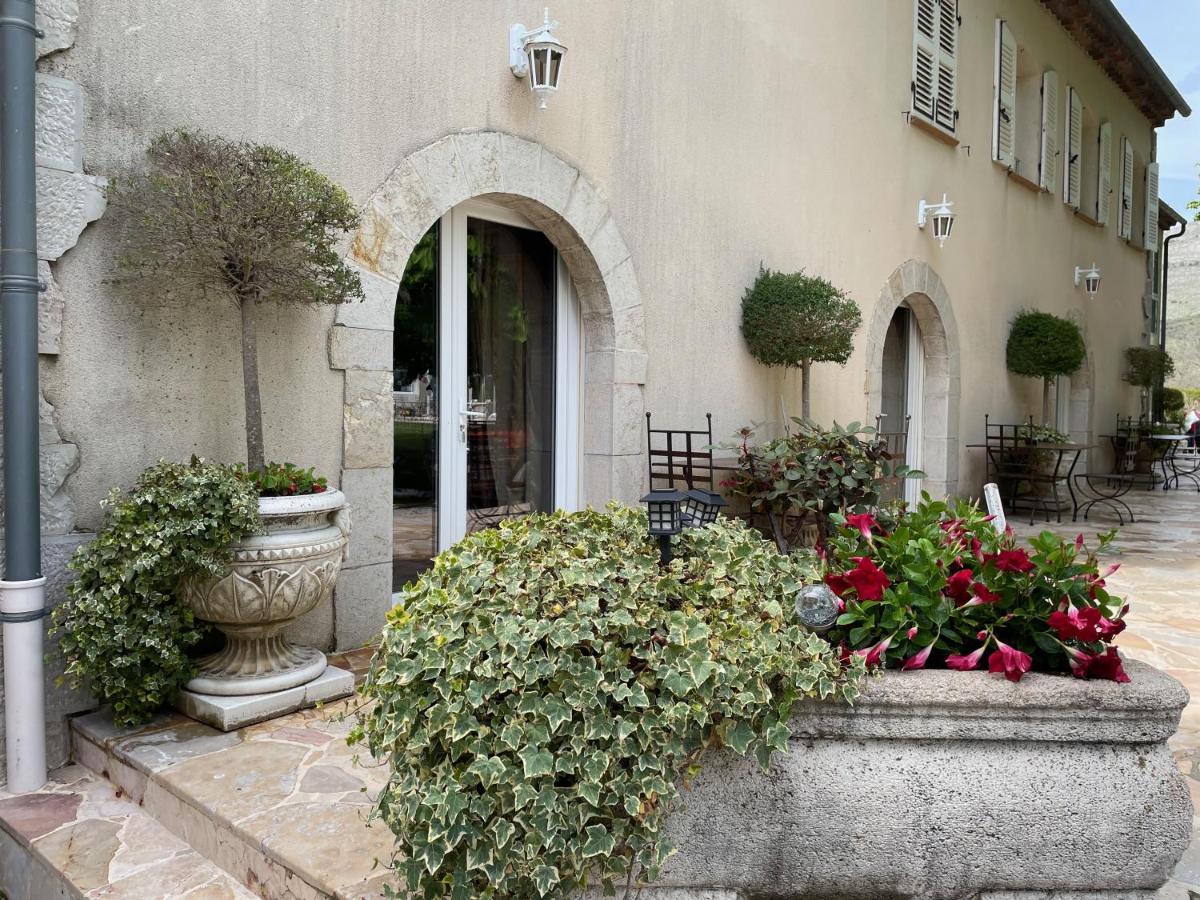 Domaine De Majastre Panzió Bauduen Kültér fotó